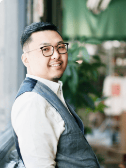 川原卓巳の写真